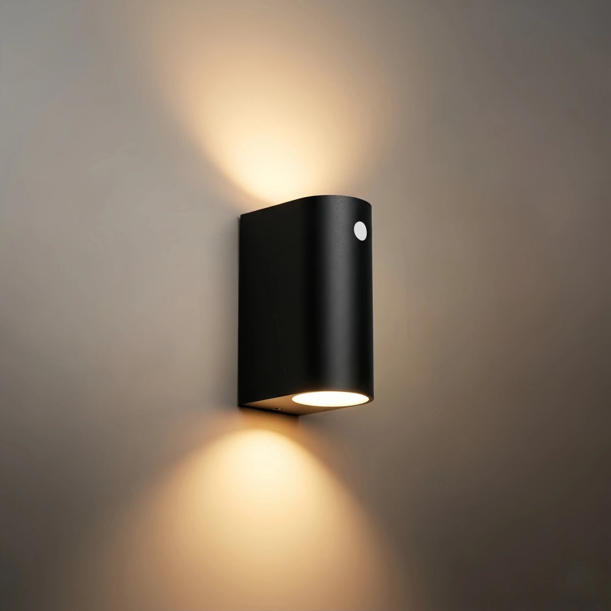 Minimalist_Square_Outdoor_Wall_Lamp